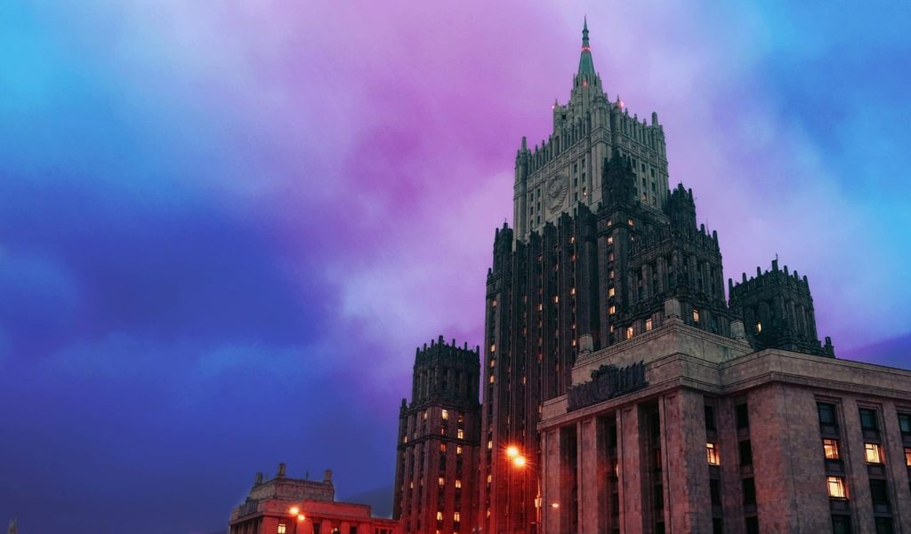 Moscova reacționează dur la acțiunile militare ale SUA în Venezuela, avertizând asupra unui risc de escaladare Rusia a emis sâmbătă o declarație fermă prin care condamnă ceea ce numește a fi un „act de agresiune armată” comis de Statele Unite în Venezuela, manifestându-și îngrijorarea față de intensificarea tensiunilor în regiune