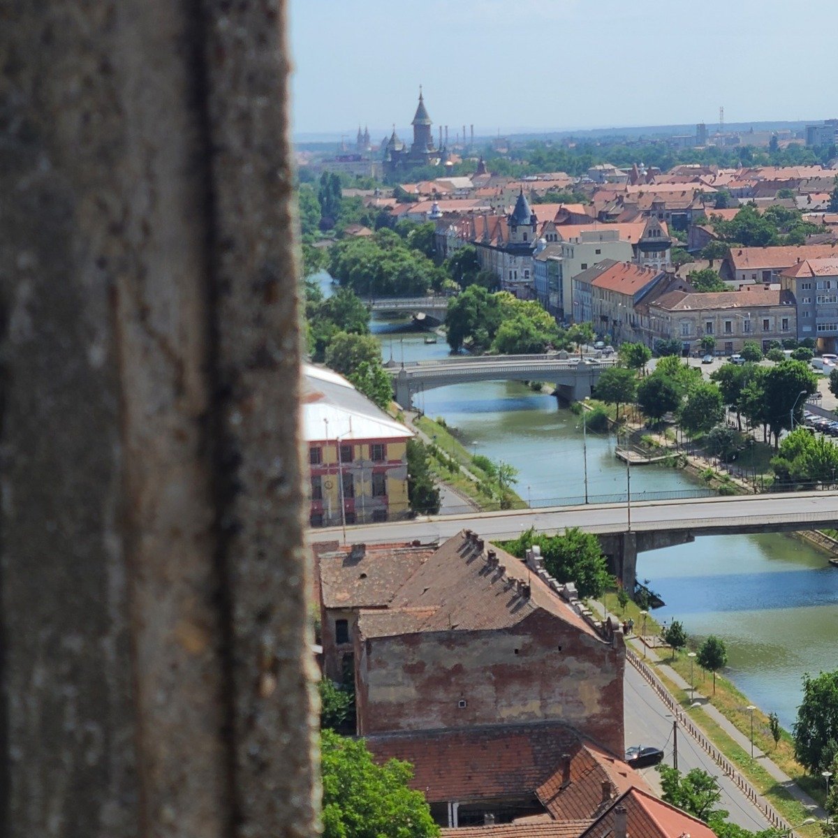 Timișoara va beneficia de o reabilitare majoră a unei zone importante din cartierul Iosefin, după ce autoritățile locale au dat startul oficial pentru licitația ce vizează proiectul de modernizare a zonei Mocioni/Sinaia/Kuttel