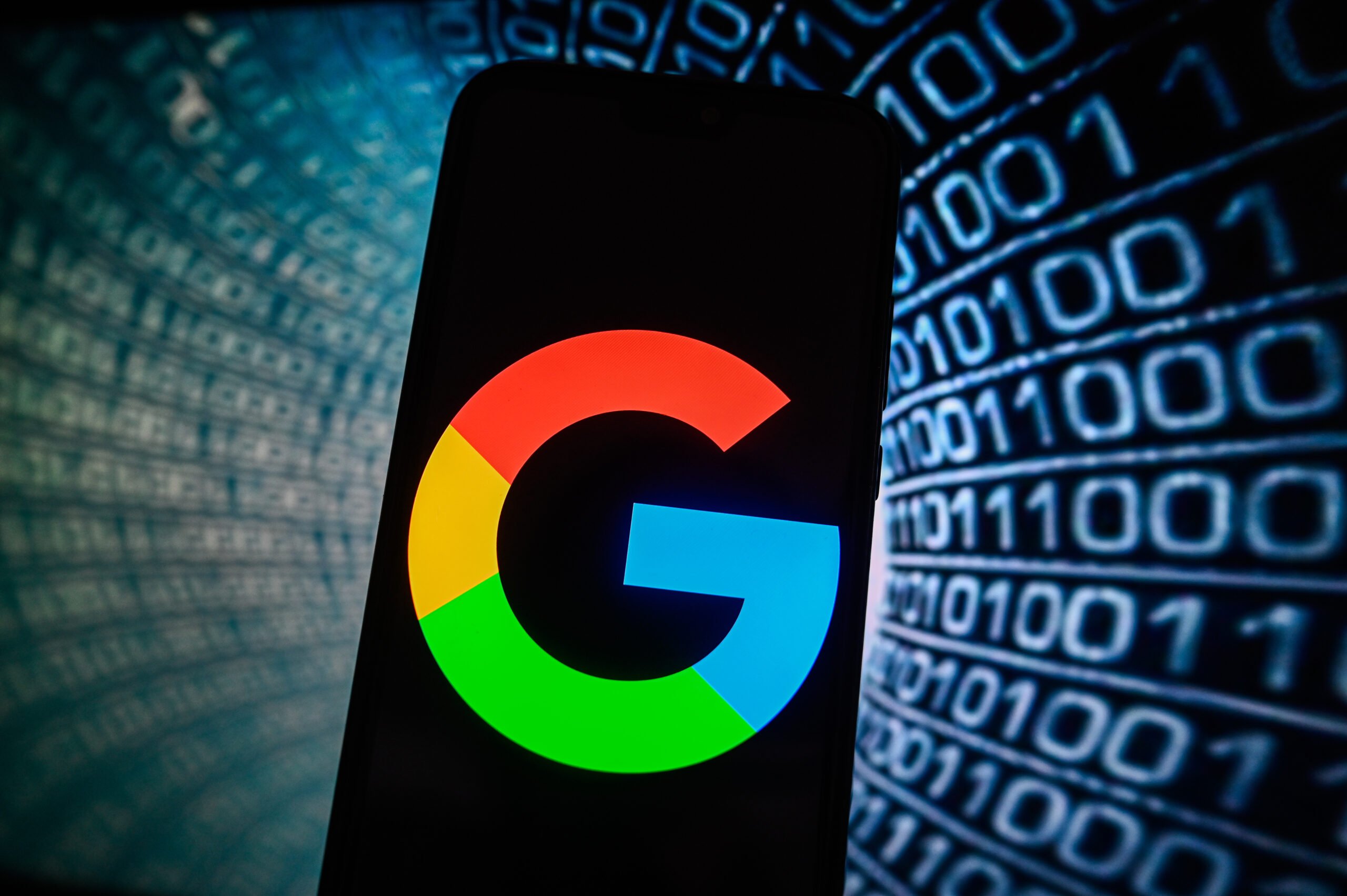 Autoritatea pentru Concurență și Piețe din Regatul Unit lansează o ofensivă asupra modului în care Google utilizează inteligența artificială pentru a-și afișa rezultatele de căutare, iar această mișcare rezonează puternic în rândul editorilor de presă și companiilor din domeniu