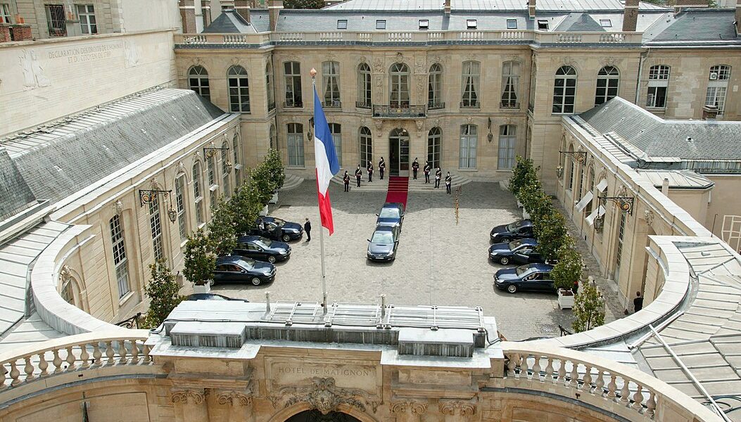 Palatul-Matignon-sediu-guvern-Franta.jpg - JurnalDirect