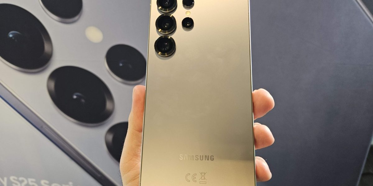 Spatele-lui-Galaxy-S25.jpg - JurnalDirect