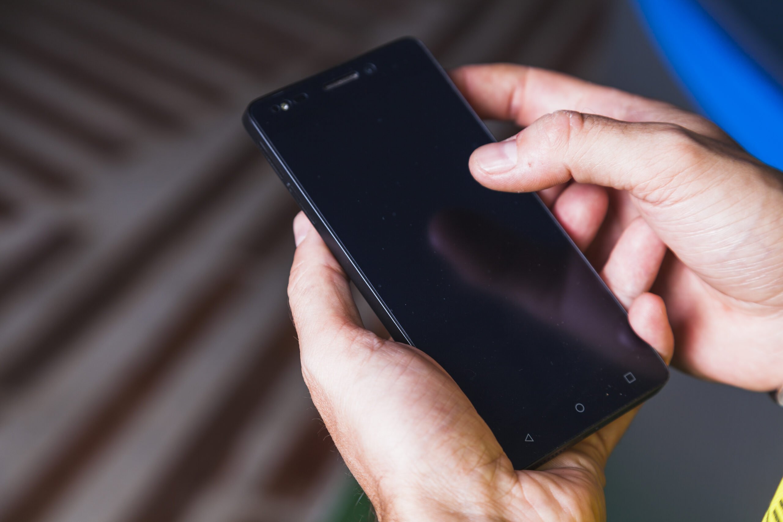 Google Pixel, unul dintre cele mai așteptate și apreciate smartphone-uri din gama high-end, se află în centrul unei adevărate crize tehnice