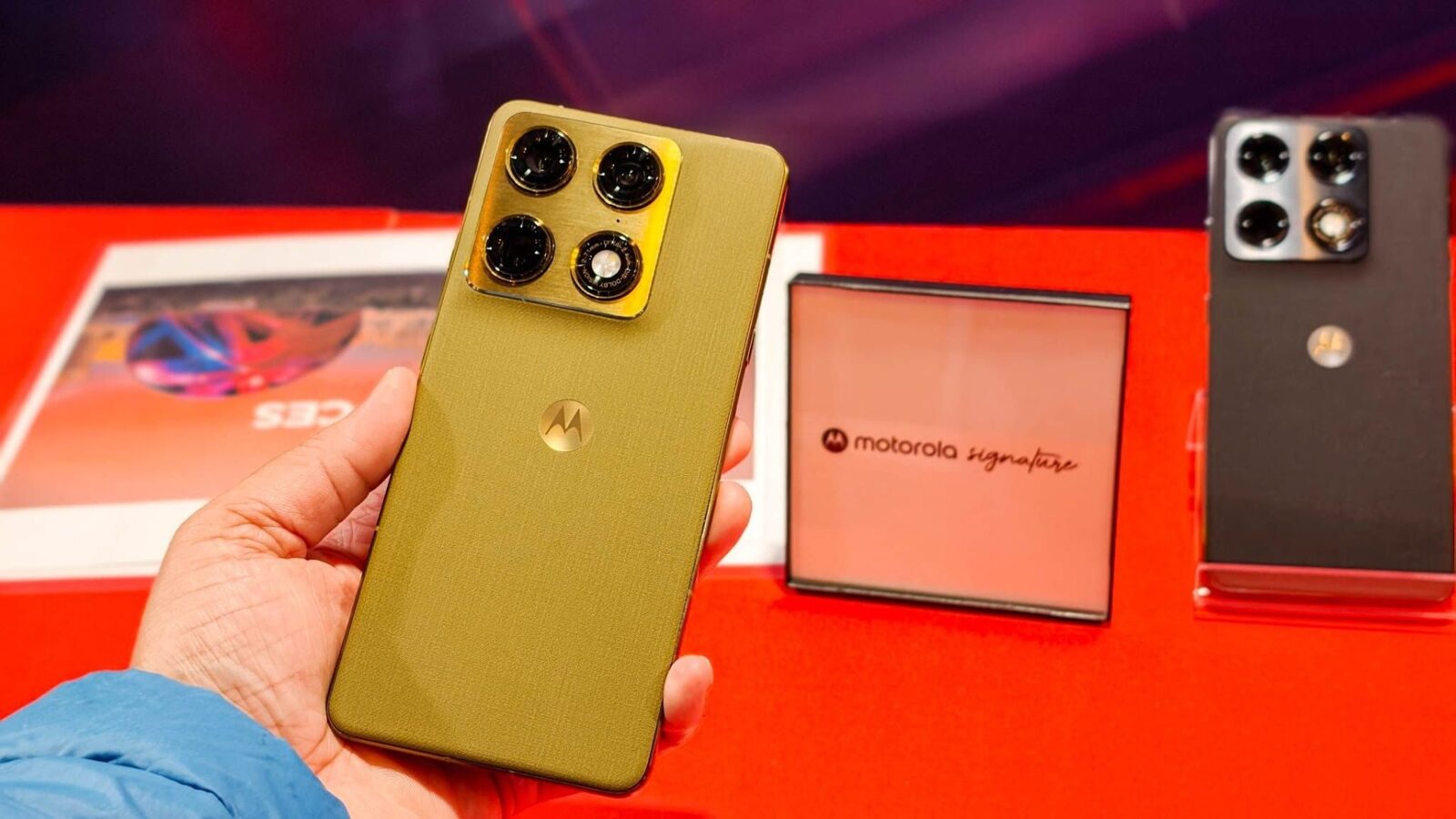 Motorola își reafirmă ambițiile în segmentul premium cu noul model Signature, o revelație tehnologică și estetică destinat să aducă un suflu proaspăt pe piața telefoanelor de lux