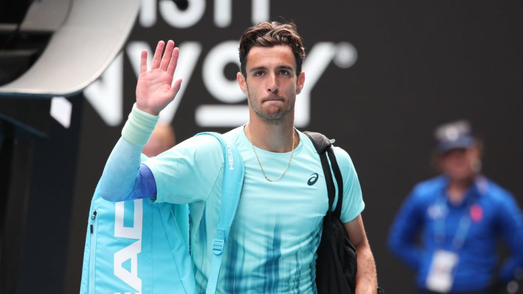 Italianii comentează abandonul lui Musetti în sferturile Australian Open cu Djokovic.