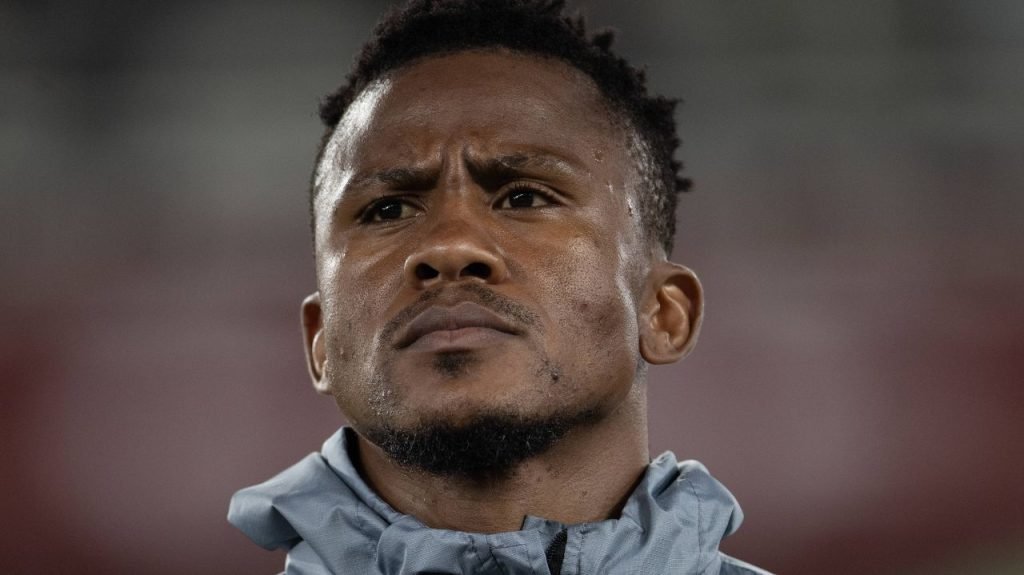 Ngezana nu joacă împotriva FC Argeș: noul cuplu de fundași ai FCSB