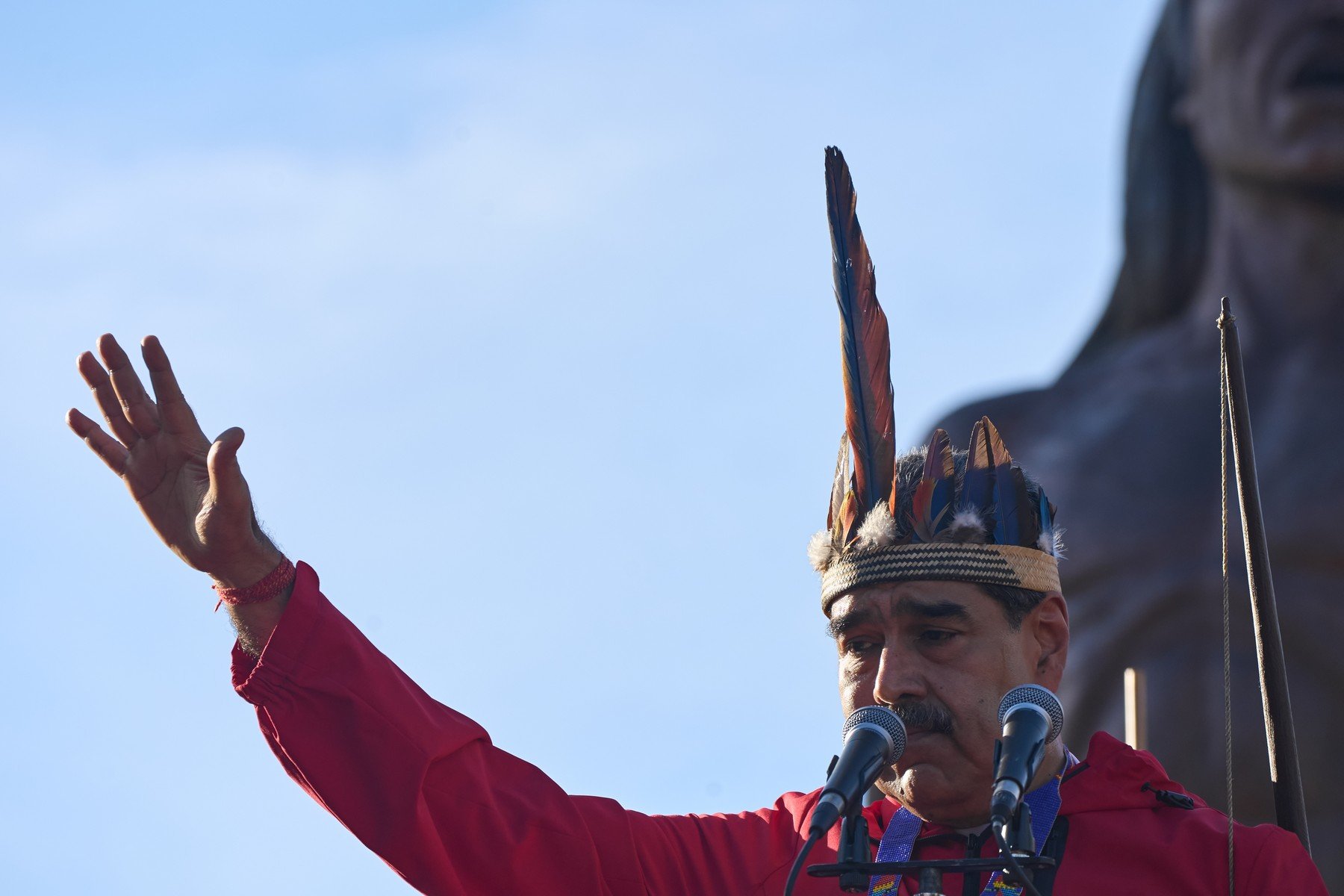 Procurorul general al Venezuelei îl acuză direct pe Donald Trump de o posibilă amenințare la adresa vieții președintelui Nicolás Maduro, după ce liderul venezuelan și soția sa, Cilia Flores, au fost scoși din țară într-un moment tensionat pentru Caracas