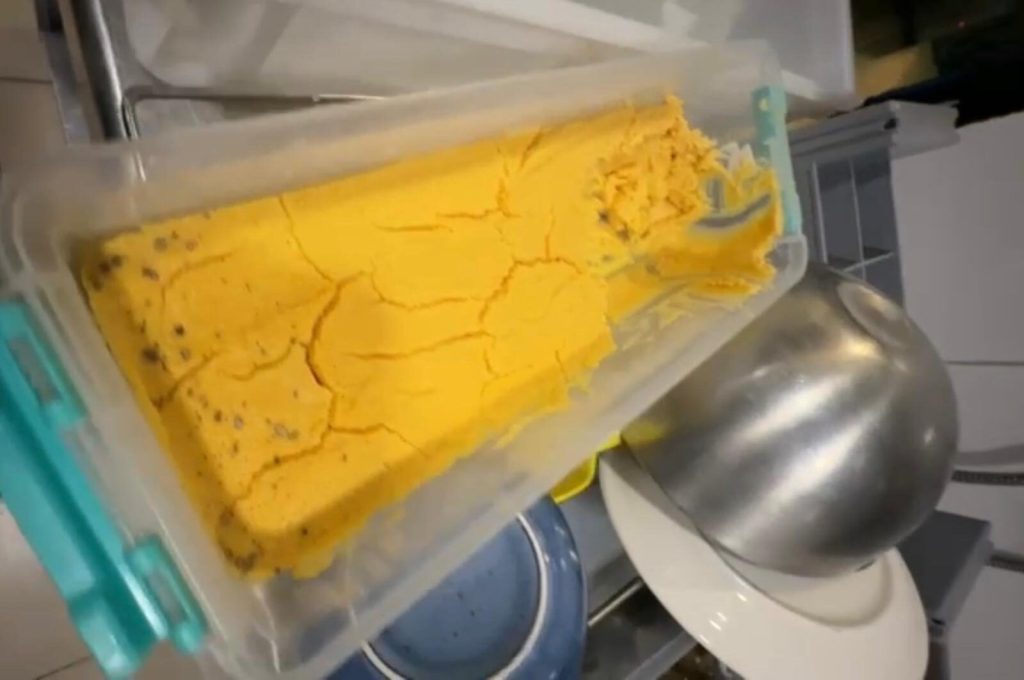 Restaurantul Souvlaki Bar, unul dintre cele mai cunoscute locații cu specific grecesc din centrul Constanței, a fost recent scena unor acțiuni ferme din partea autorităților