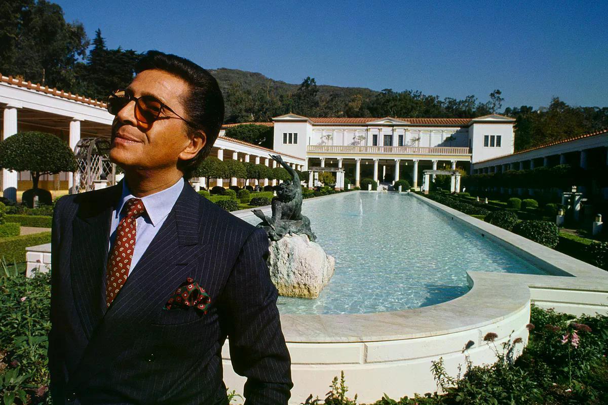 Valentino, maeștrul croitoriei de lux și simbol al rafinamentului italian, lasă în urmă o moștenire arhitecturală de excepție