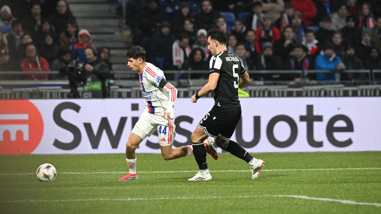 Europa League: A douăsprezecea rundă aduce confruntări decisive Ultima etapă din grupa unică a Europa League se apropie rapid, iar echipele vor da totul pe teren pentru a-și asigura un loc în primăvara competiției