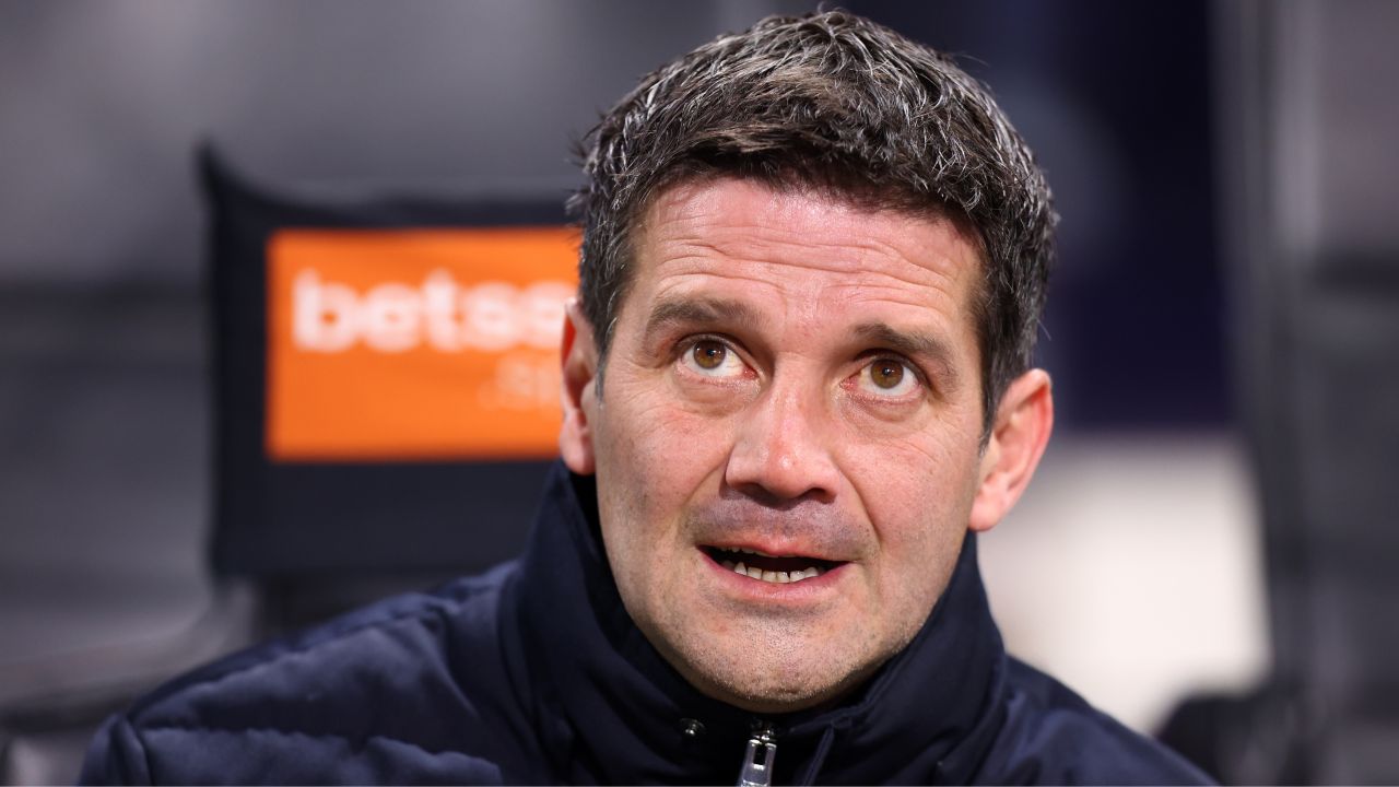 Milan a fost la un pas de fericire, dar a sfârșit cu dezamăgire Formația milaneză a trăit luni seara momente intense pe terenul de joc, fiind la doar câteva minute de o victorie care ar fi putut să le schimbe soarta sezonului