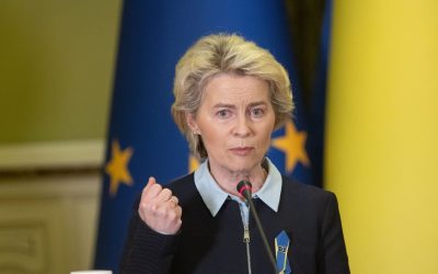 Ursula von der Leyen solicită Uniunii Europene să își consolideze piața unică pentru a face față competiției globale Președinta Comisiei Europene a trimis luni un semnal ferm liderilor naționali ai statelor membre, cerând consolidarea pieței unice și reducerea birocrației pentru a face față provocărilor din ce în ce mai dure ale economiei globale