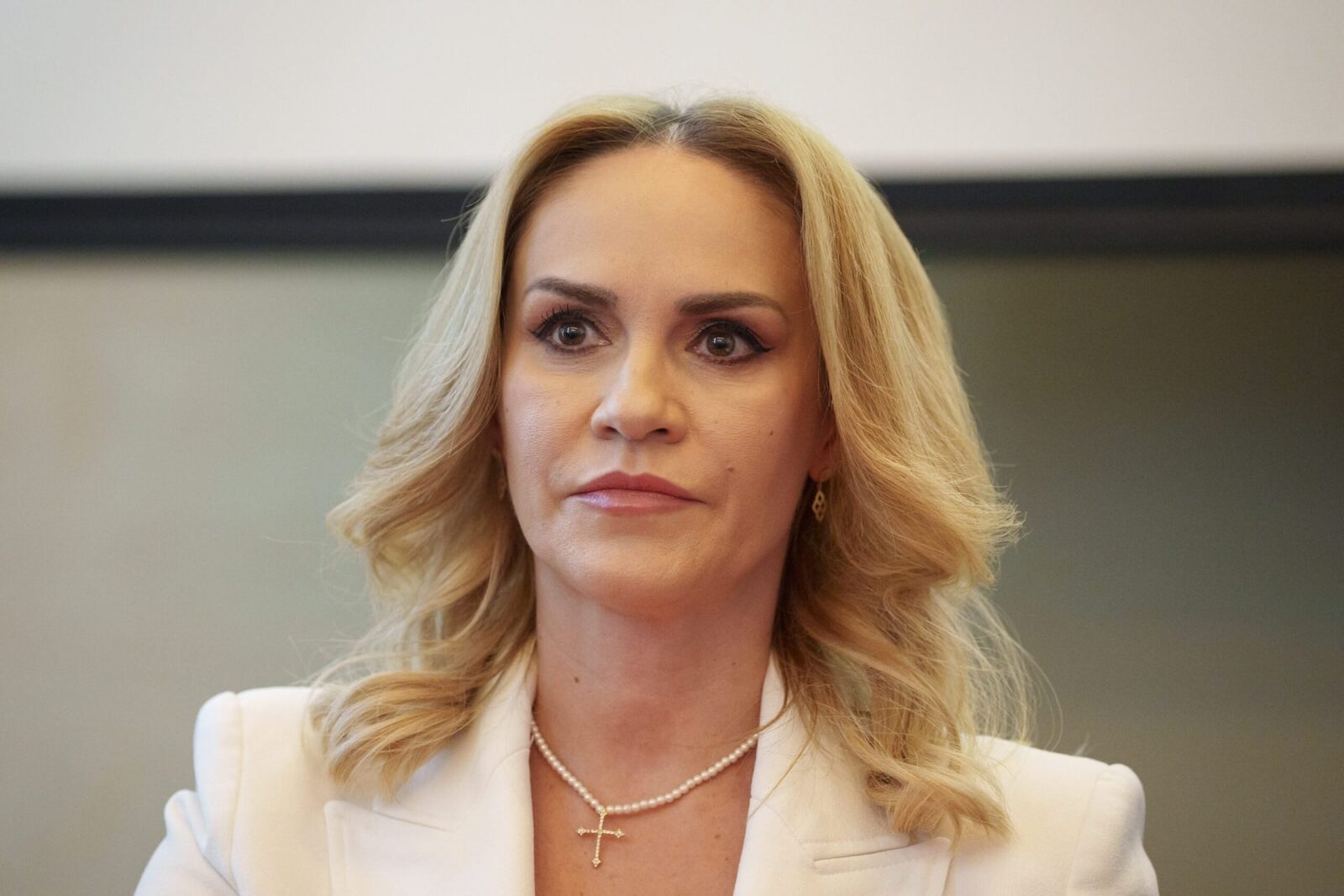 România înregistrează o problemă alarmantă în lupta contra hărțuirii online a minorilor, în timp ce Uniunea Europeană face pași importanți pentru a combate această realitate extrem de periculoasă