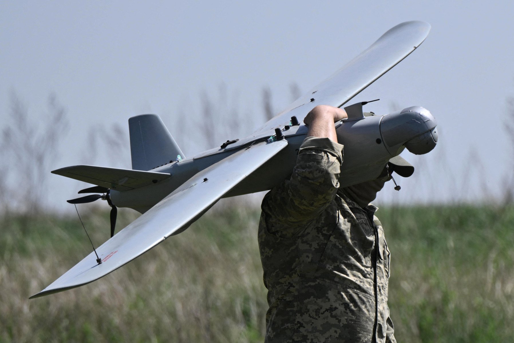 Ucraina anunță finalizarea producției primelor drone fabricate în Germania, un pas important în eforturile sale de modernizare a capacităților militare în fața invaziei ruse