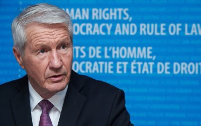 Fostul premier norvegian Thorbjørn Jagland, o figură de marcă în arena politică europeană și internațională, se află în centrul unei anchete de corupție derulate de autoritățile norvegiene, legată de contactele sale cu Jeffrey Epstein, controversatul financiar și criminal sexual condamnat
