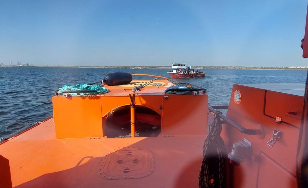 Autoritățile eleneau lansat o anchetă amplă după prăbușirea tragică care a avut loc în largul insulei Chios, atunci când o navă de patrulare a pazei de coastă s-a colizat cu o barcă rapidă ce transporta migranți