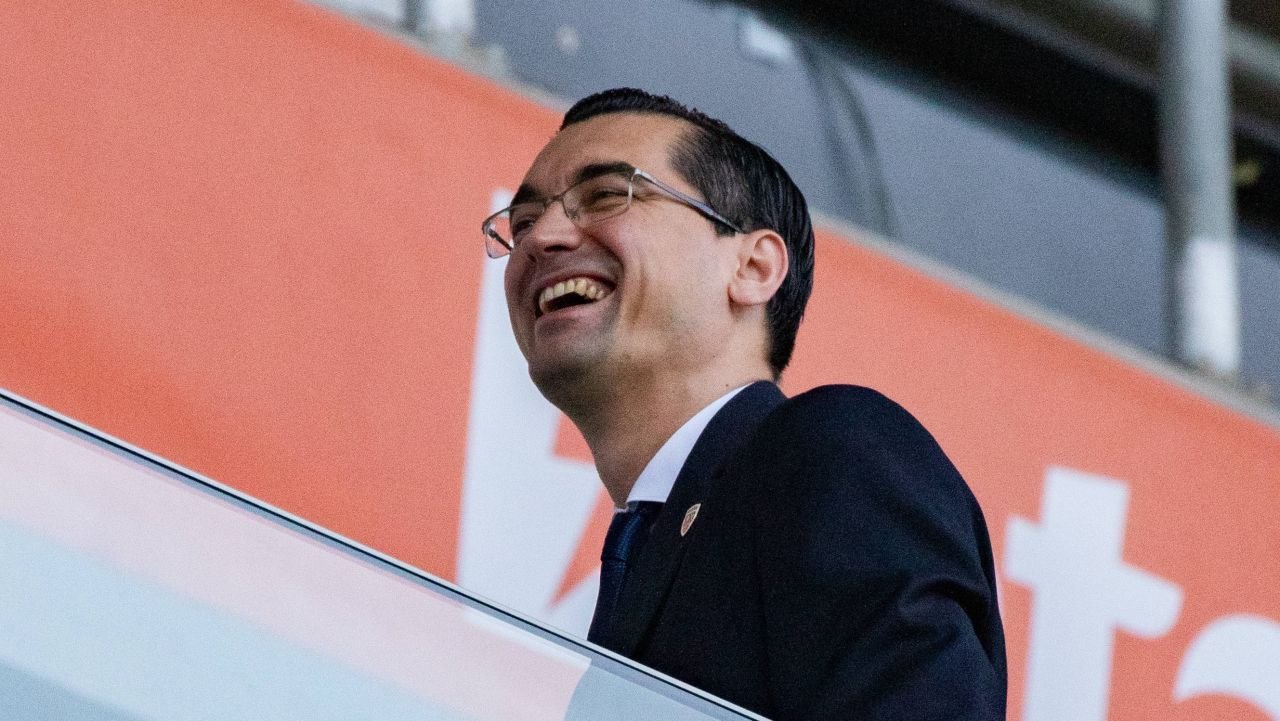 Burleanu pregătește o alegere surpriză pentru postul de selecționer.