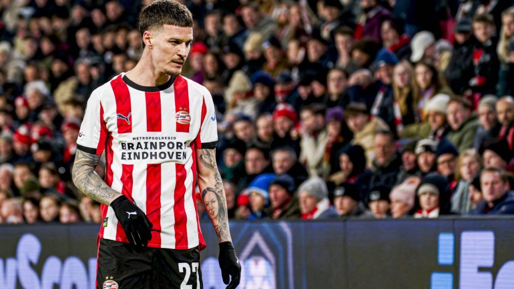 PSV Eindhoven își continuă parcursul impresionant în Cupa Olandei, după o victorie convingătoare cu 4-1 în fața celor de la Heerenveen