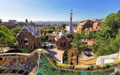 Barcelona impune o taxă turistică record, vizată să răspundă crizei locuințelor și supraturismului Orașul Barcelona a decis recent să intensifice eforturile de a combate supraturismul și de a sprijini accesul la locuințe pentru locuitori, printr-o măsură care va influența profund experiența turiștilor