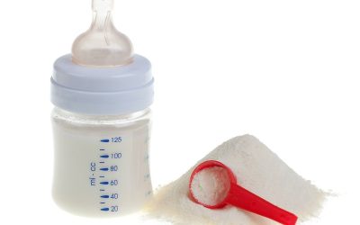 Nestlé România extinde rechemarea lanțului de produse pentru sugari, după noile teste europene Nestlé România a decis să extindă, oficial, rechemarea a două loturi de formulă de lapte pentru sugari, în urma noilor metode de testare adoptate de autoritățile europene de profil