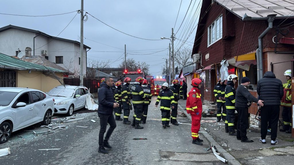Explozie într-o locuință din Sector 2, București, soldată cu victime și pagube materiale O explozie devastatoare s-a produs în această după-amiază într-un imobil de pe strada Serg