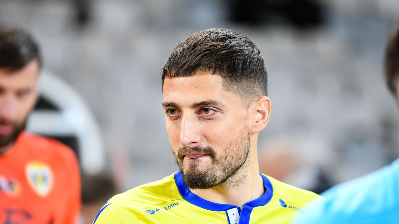 Superliga României revine cu o rundă intermediară captivantă Superliga României își continuă parcursul în acest sezon cu o rundă intermediară care promite multe meciuri interesante