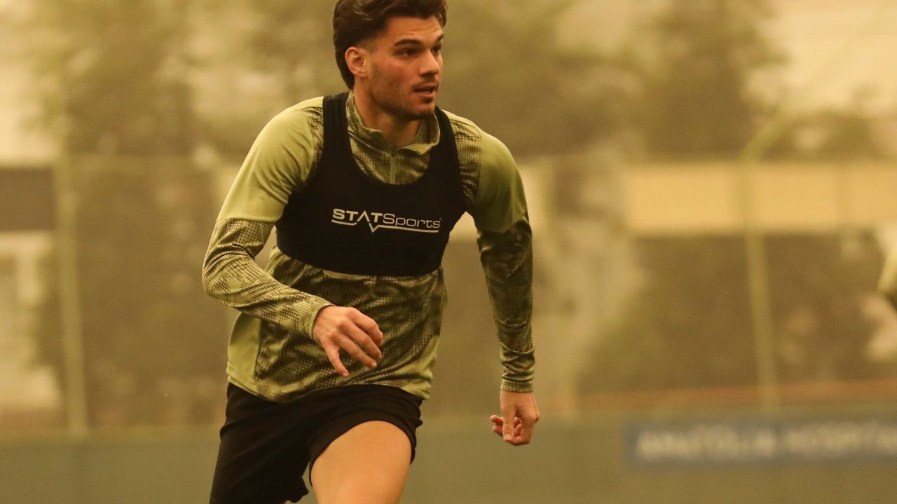 Hagi și fiul său, rețeta succesului pentru Alanyaspor Meciul din cadrul ligii turcești, Boluspor – Alanyaspor, promite să fie un adevărat test de anduranță pentru echipa condusă de Gică Hagi