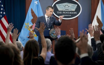 Tensiuni între Pentagon și industria tech: termen limită pentru compania Anthropic în privința utilizării AI în scopuri militare Un conflict iminent între armata americană și una dintre cele mai promițătoare companii de tehnologie a luat amploare, după ce secretarul american al Apărării, Pete Hegseth, a impus un ultimatum companiei Anthropic