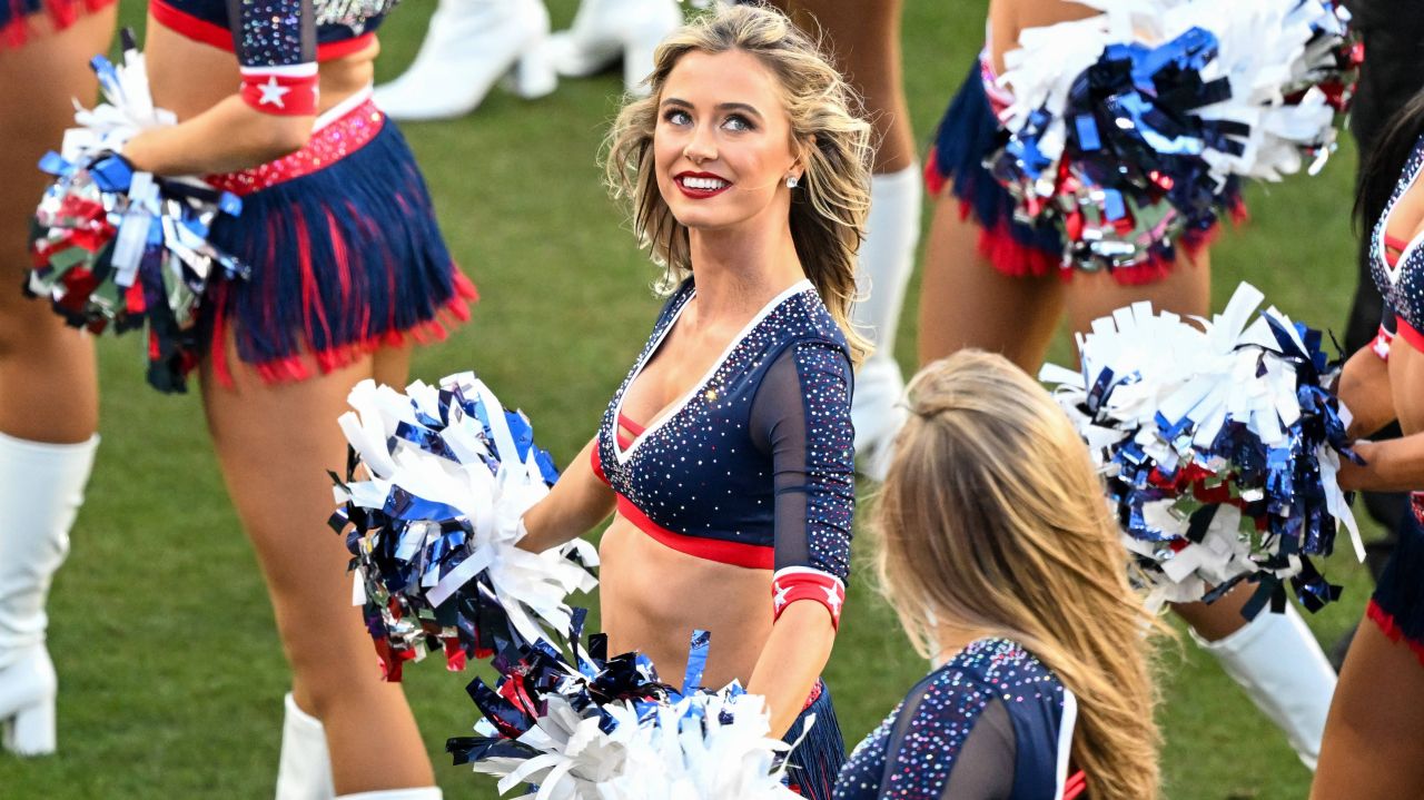 Super Bowl 2026: Show-ul Sportiv al Anului, Disponibil în Exclusivitate pe VOYO Super Bowl 2026, cel mai așteptat eveniment sportiv al anului, a fost transmis în direct pe platforma VOYO, oferind spectatorilor o experiență unică și captivantă