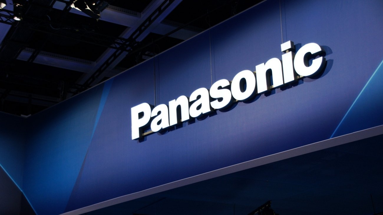 Panasonic își schimbă radical strategia în industria televizoarelor, preferând să externalizeze producția în parteneriate cu companii din China, în loc să mai gestioneze integral fabricarea acestor dispozitive