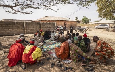 Violenta extremă zguduie vestul Nigeriei: zeci de morți într-un atac asupra satelor din Kwara Un val de violență a zguduit recent sate din statul Kwara, situat în vestul Nigeriei, unde cel puțin 75 de persoane au fost ucise într-un atac armat brutal