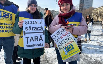 Peste 85% dintre profesori simt impactul legii 141, conform unui sondaj național Nemulțumirile din învățământul românesc continuă să fie în centrul atenției, după ce un sondaj realizat de Federația Sindicatelor Libere din Învățământ (FSLI) a scos la iveală nivelul acut de insatisfacție resimțit de cadrele didactice față de măsurile adoptate în baza legii 141