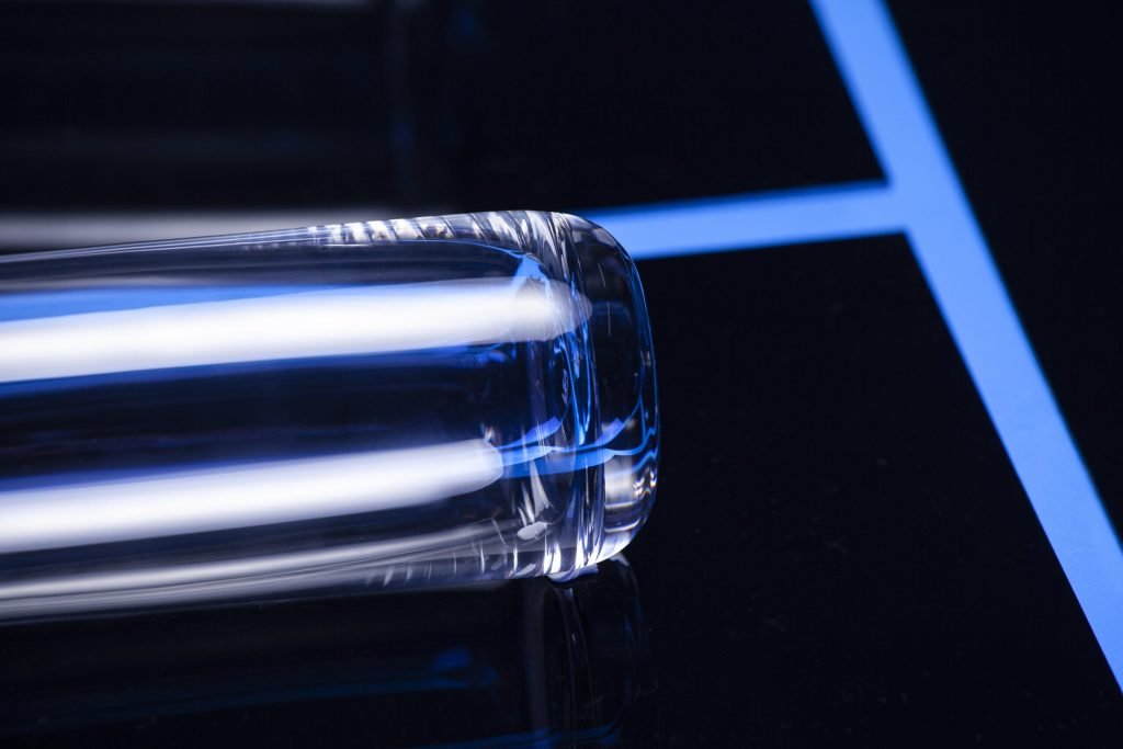 O descoperire revoluționară în domeniul bateriilor promite să schimbe radical modul în care alimentăm dispozitivele electronice, vehiculele electrice și sistemele de stocare a energiei