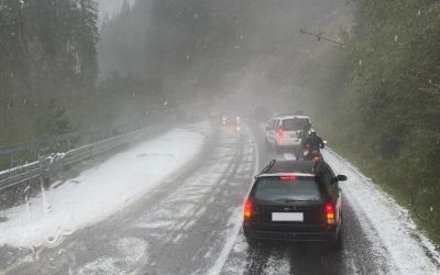 Drum închis de urgenta din cauza viscolului, apoi redeschis după intervenții speciale Drumul Național 67C, legătura esențială între Novaci și Rânca, a trecut prin momente critice de-a lungul ultimei zile, fiind închis temporar din cauza condițiilor meteo extreme