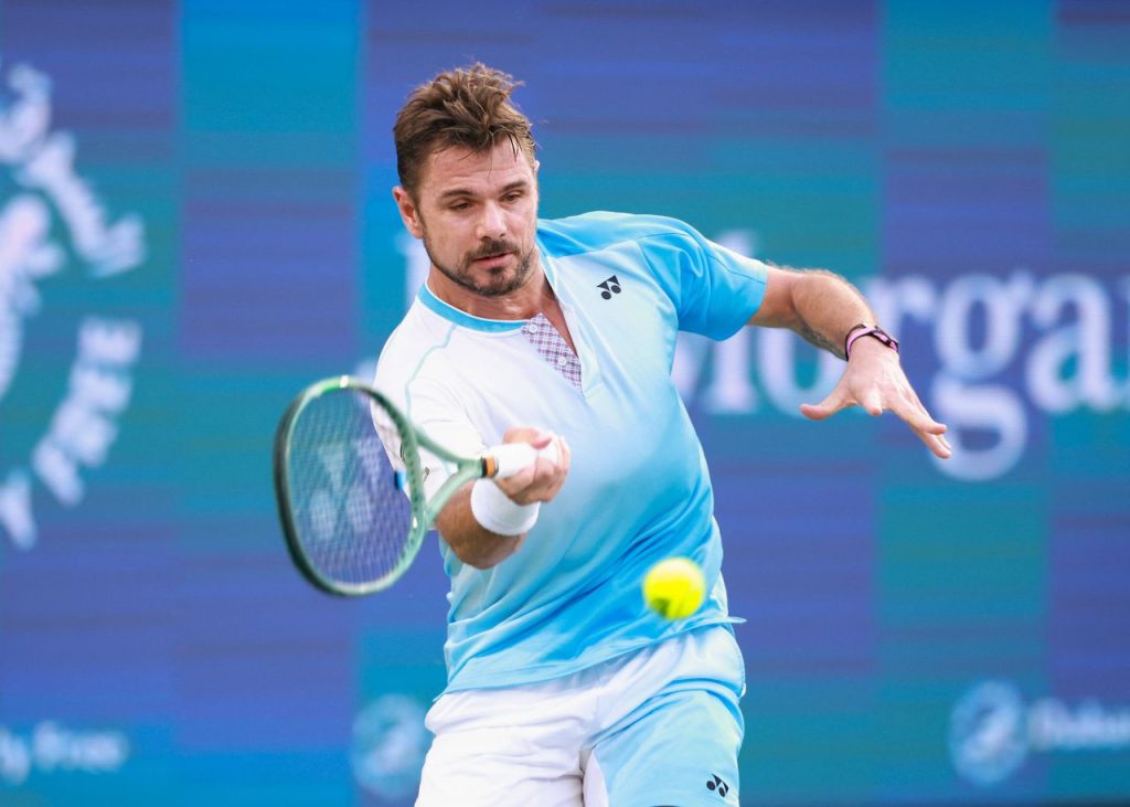 Succes fantastic pentru Wawrinka, sub privirile lui Federer Într-o atmosferă electrizantă, Stan Wawrinka a demonstrat din nou că talentul său nu a fost afectat de trecerea timpului, reușind să obțină un triumf remarcabil în turneul de la Dubai