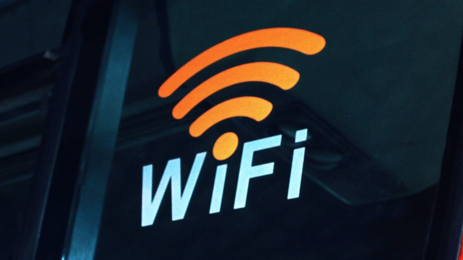 Tehnologia wireless de înaltă performanță face pași mari către viteze comparabile cu fibra optică, dar în condițiile actuale, provocările sunt mari pentru a transla aceste inovații din laborator în rețelele de zi cu zi