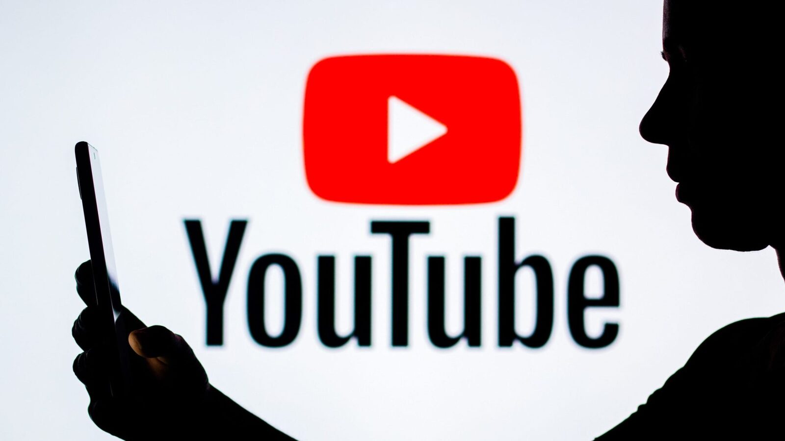YouTube, platforma globală de divertisment, a depășit cu mult granițele simple ale unei rețele de conținut video