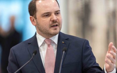 Resentimentul în sistemul medical românesc: când tehnologia face diferența, dar schimbarea atitudinii rămâne o provocare Într-o recentă declarație, ministrul Sănătății, Alexandru Rogobete, a atras atenția asupra unui aspect esențial în sistemul de sănătate: importanța comportamentului și empatiei din partea personalului medical