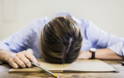 Senatul a respins legislația care viza prevenirea epuizării profesionale, cunoscută și sub termenul de burnout, fiind o veste îngrijorătoare pentru mediul laboral din România, unde problemele sănătății mintale ale angajaților au devenit tot mai pregnante