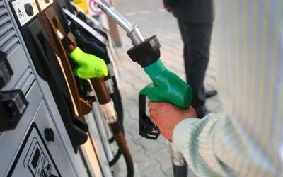 Turismul pentru carburanți se intensifică pe fondul crizei din Iran, afectând frontieră și prețurile din Europa Centrală și de Sud-Est Pe măsură ce tensiunile geopolitice din Iran continuă să destabilizeze fluxurile de petrol și produse derivate, un fenomen neașteptat ia amploare pe continent: turismul pentru carburanți