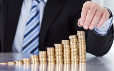 Educația financiară — diferența majoră între a trăi de la salariu la salariu și a avea control asupra propriilor bani Într-o societate în care cheltuielile devin tot mai dinamice și salariile, în multe cazuri, nu țin pasul cu creșterea costurilor, conceptul de educație financiară capătă o relevanță din ce în ce mai mare