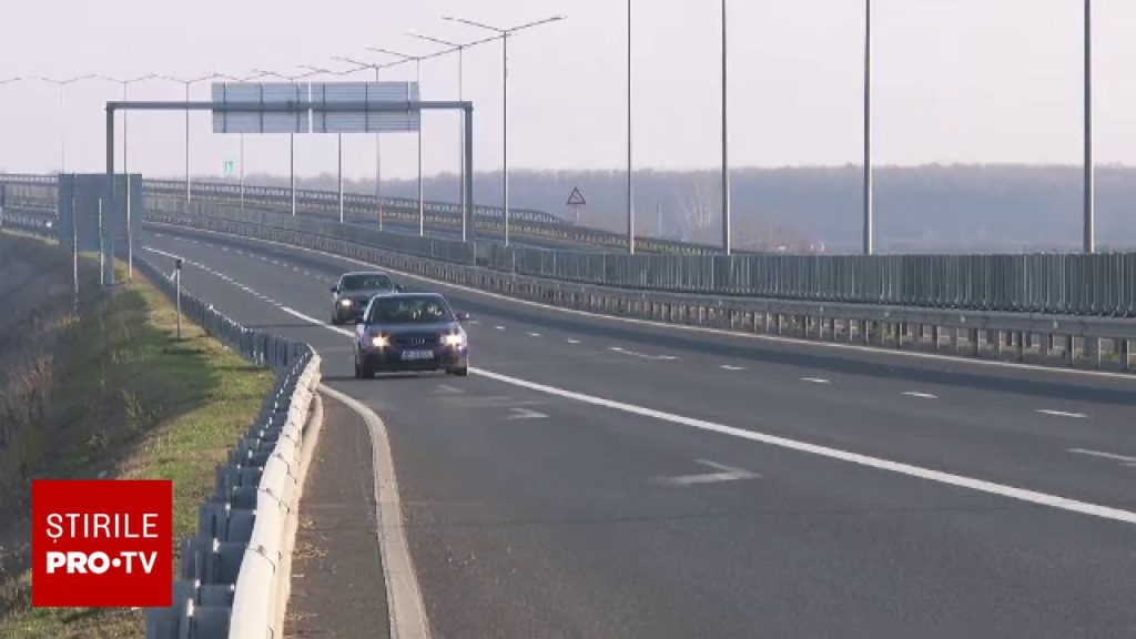 Secțiunea Margina – Holdea a ajuns la peste jumătate din stadiul de finalizare, promițând o reducere semnificativă a timpilor de călătorie pe autostrada Lugoj-Deva Lucrările la noua secțiune de pe autostrada Lugoj-Deva, între localitățile Margina și Holdea, avansează într-un ritm promițător, ceea ce aduce speranțe pentru o conexiune mult mai eficientă între vestul și centrul țării
