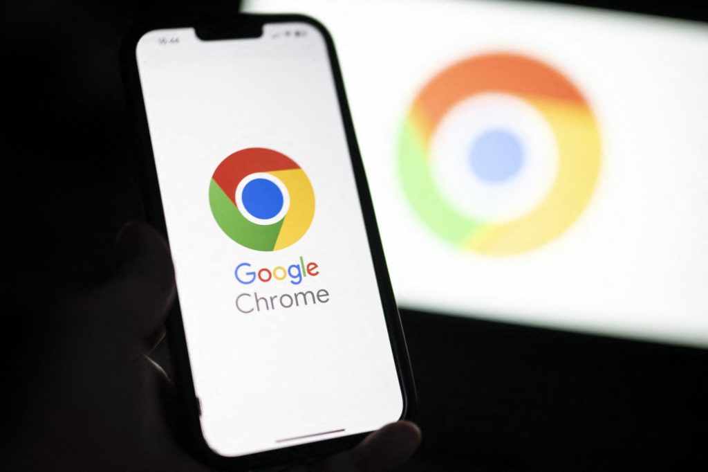 Google introduce noi restricții pentru instalarea aplicațiilor din surse externe, un pas menit să sporească securitatea utilizatorilor în fața amenințărilor cibernetice tot mai sofisticate