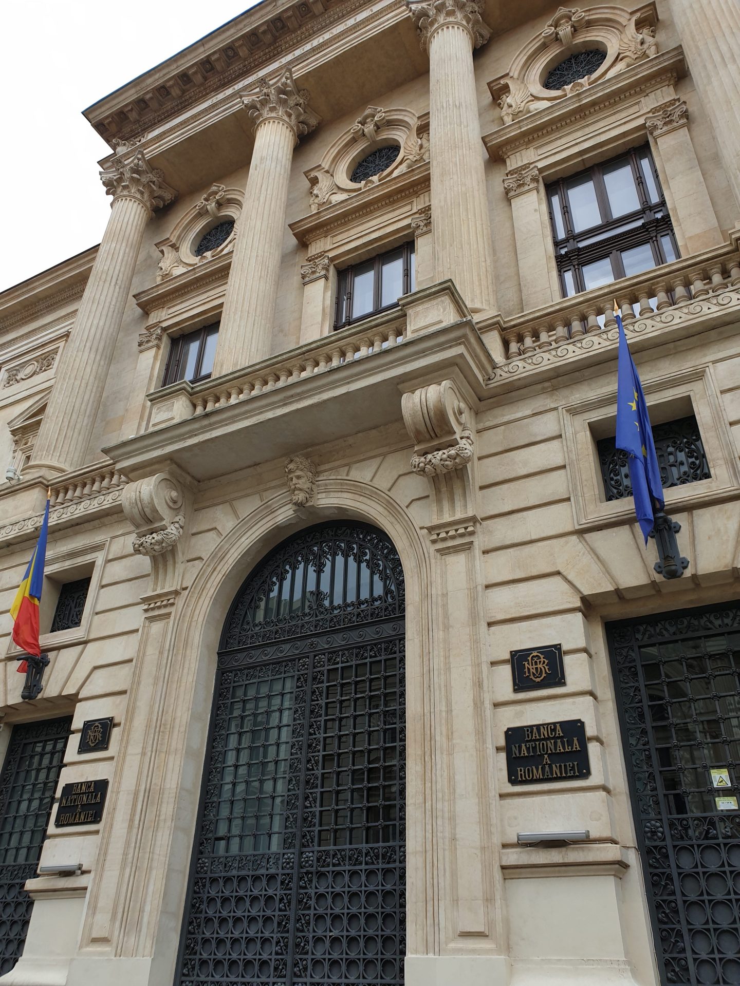 BNR: Rata creditelor neperformante a scăzut la 2,69% în decembrie 2025