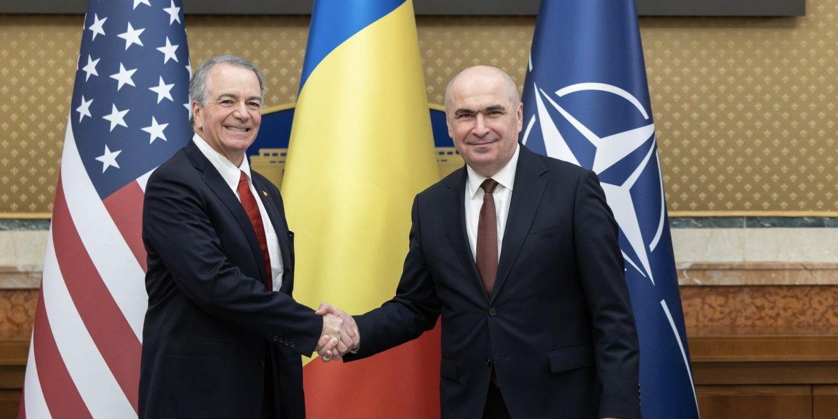 Premierul Bolojan discută cu ambasadorul SUA despre creșterea investițiilor americane în România