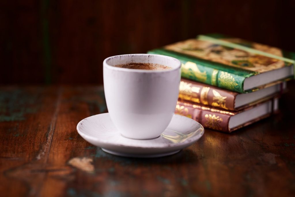 Cum se scrie corect pluralul cuvântului „cappuccino”: „capuținer” sau „cappuccini”