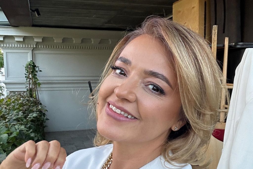 Cristina Bâtlan, jurata de la “Imperiul Leilor”, și-a redefinit locuința într-un stil cu totul aparte, inspirat din cultura japoneză, creând un spațiu modern, minimalist și plin de armonie