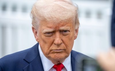 Americanii pierd încrederea în conducerea militară a lui Donald Trump, conform unor sondaje recente Casa Albă se află din ce în ce mai mult sub o presiune crescândă, odată cu rezultatele unor sondaje de opinie care indică o scădere semnificativă a încrederii populației în deciziile militare luate de președintele Donald Trump