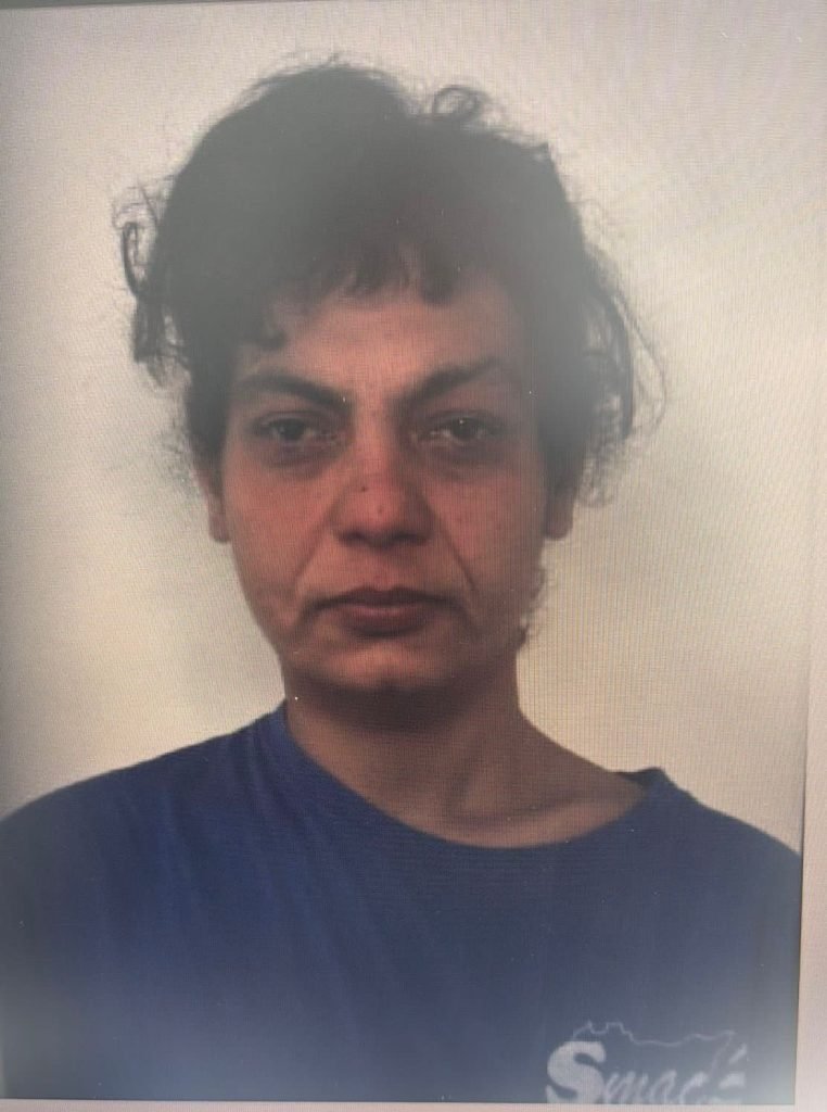 Tragedie în Catania: o femeie româncă, sfâșiată de câini și nu ucisă, conform autopsiei efectuate recent O veste tragică a zguduit comunitatea românească din Italia în ultimele zile: femeia de 36 de ani, Elisabeta Boldijar, a fost găsită moartă în ruinele unei clădiri publice din Catania, în sudul insulei Siciliei