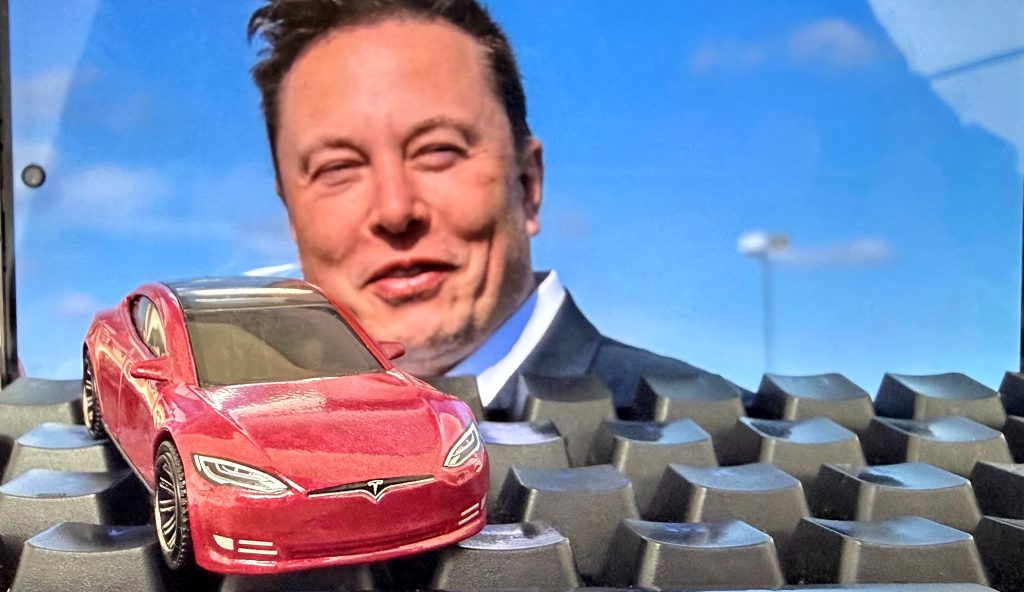 Tesla pregătește terenul pentru o revoluție în domeniul semiconductorilor, anunțând planuri pentru o fabrică dedicată exclusiv producerii de cipuri pentru inteligența artificială