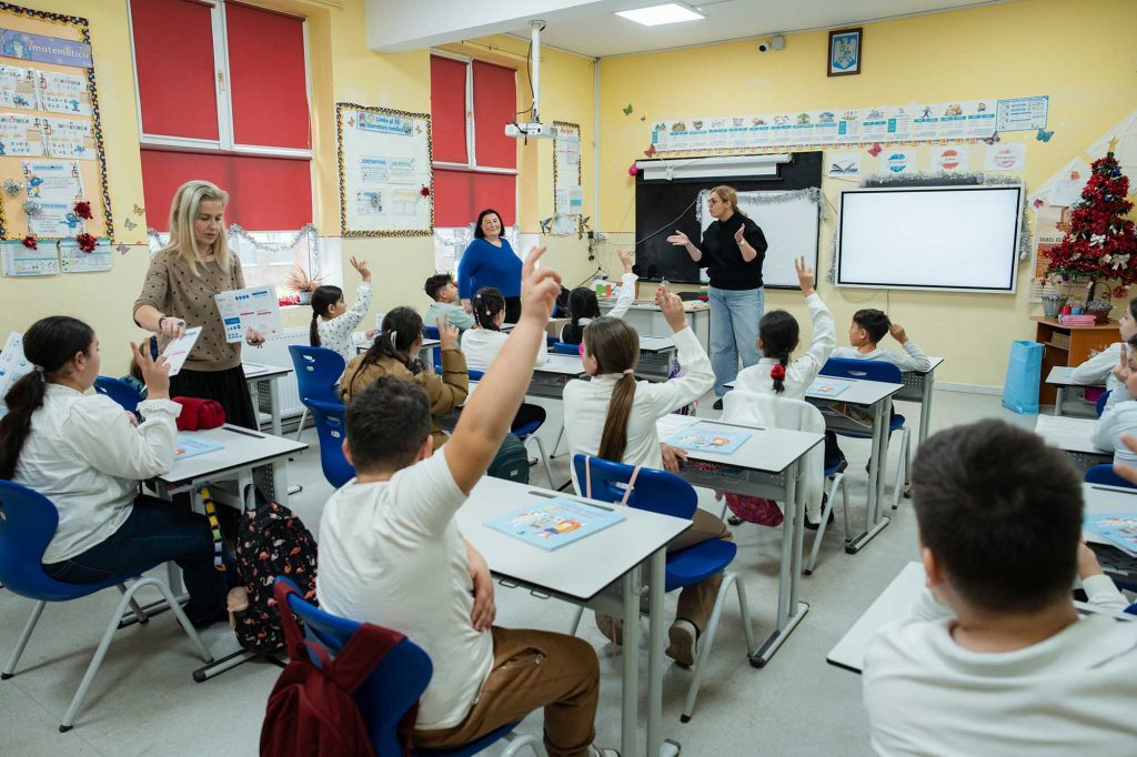 BCR aniversează 10 ani de Școala de Bani și lansează provocarea Global Money Week cu 100.000 de ore de educație financiară în 7 zile